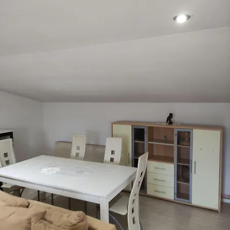 Leipzig-neuseeland-ferienwohnung Апартаменты Rotha